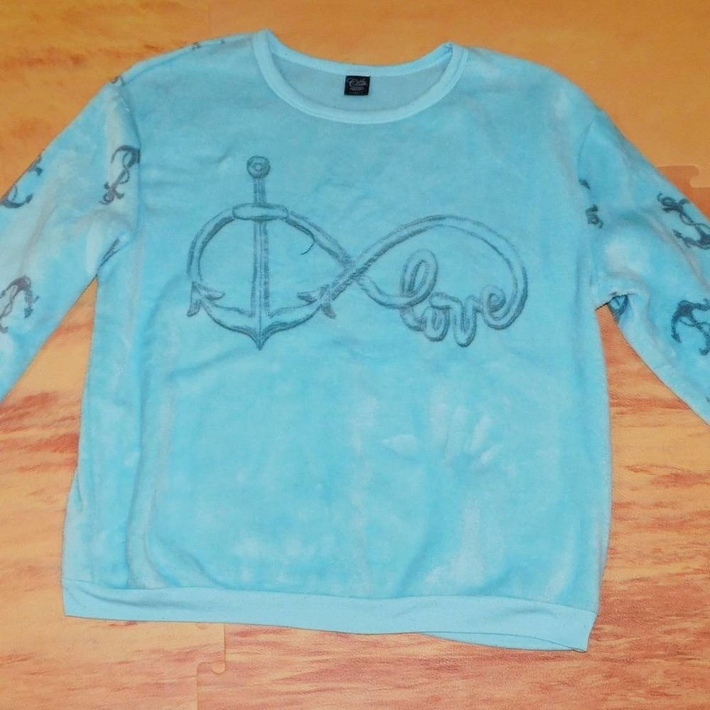 5/$30 Cold Crush Love/Anchors soft fleece crew pullover Lg